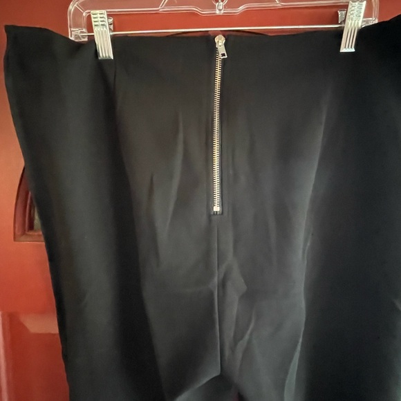 NWT Fashion Nova beautiful black faux snakeskin bell bottom pants - Picture 8 of 12